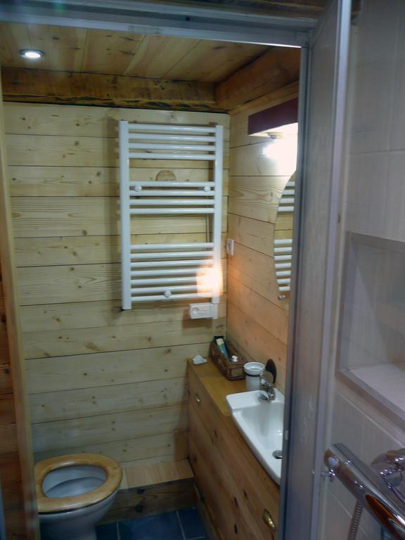 Bed and Breakfast Chalet Bois D'Antan à Sainte-Foy-Tarentaise Chambre photo