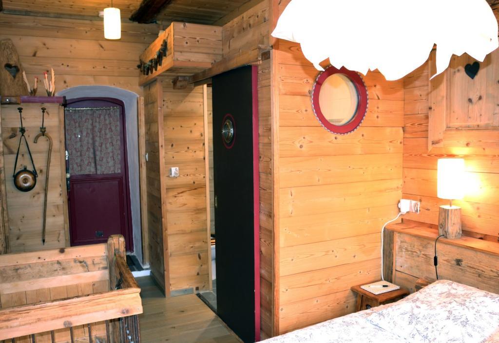 Bed and Breakfast Chalet Bois D'Antan à Sainte-Foy-Tarentaise Extérieur photo